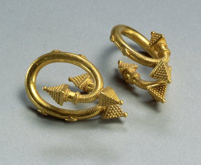 Ein Paar spiralförmige Ohrringe, ca. 450-400 v. Chr. (Gold) von Greek